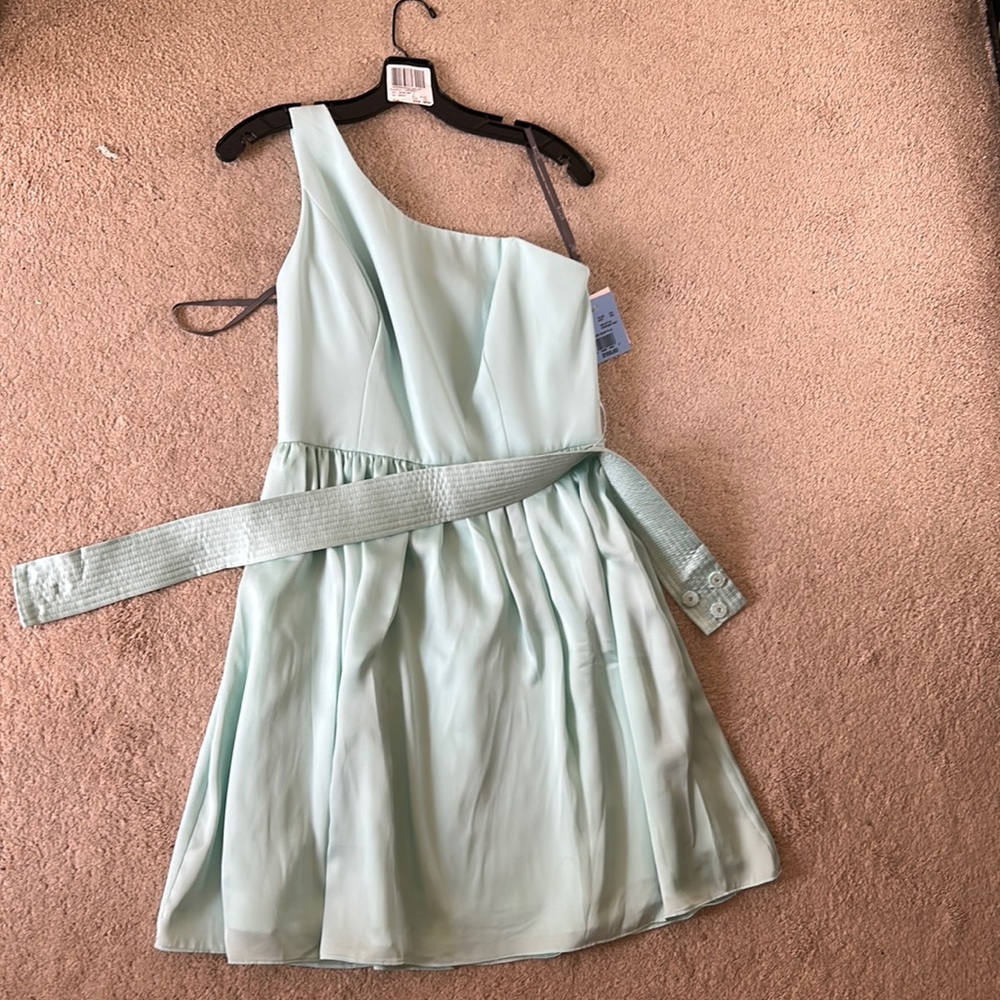 Vera Wang bridesmaids dress - never worn